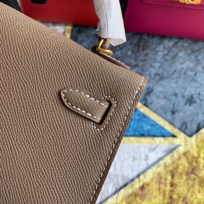 Bolsa Kelly Sellier Mini II  Etoupe (tamanho 20) .