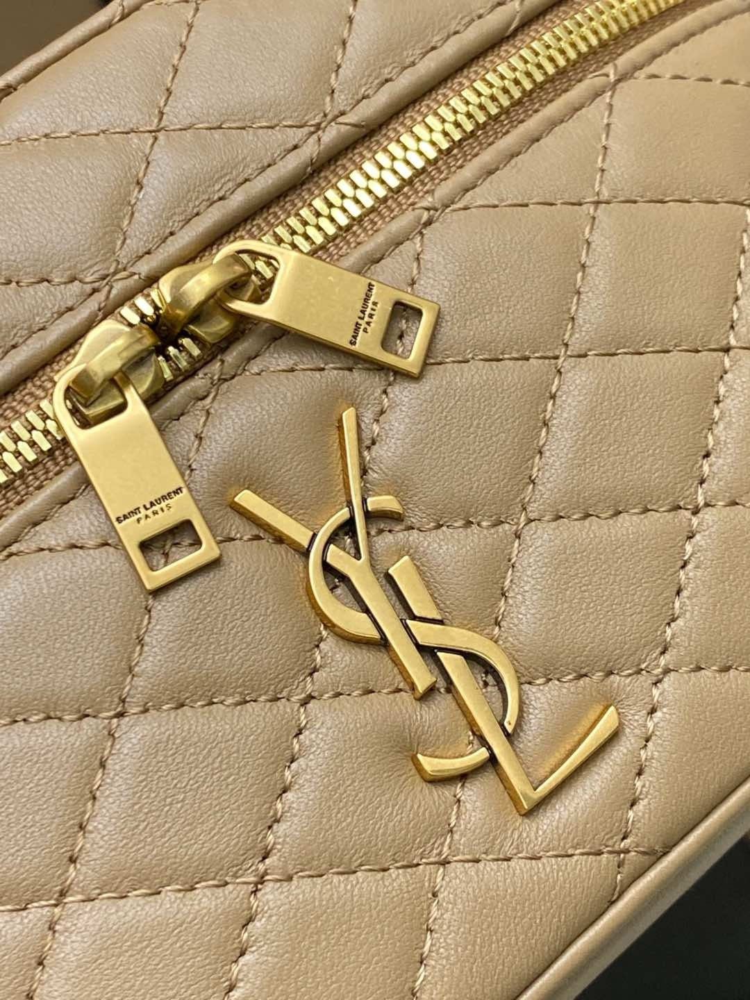 Saint Laurent Gaby Vanity  Bege Ferragens Douradas