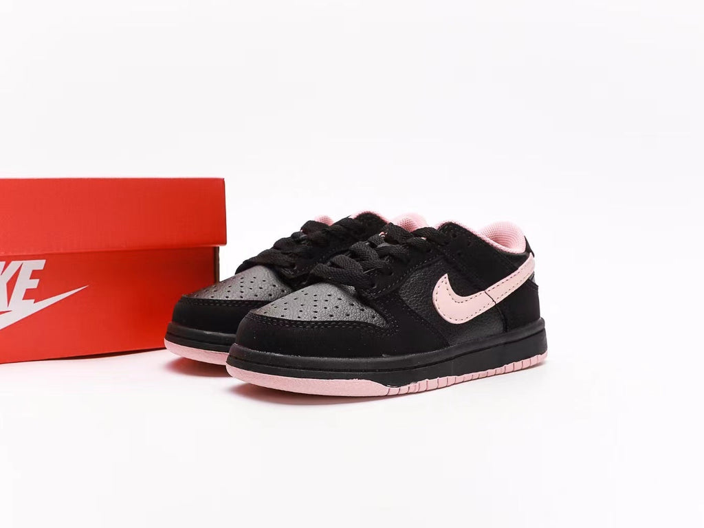 Nike SB Dunk Low  Pink Foam Black Infantil