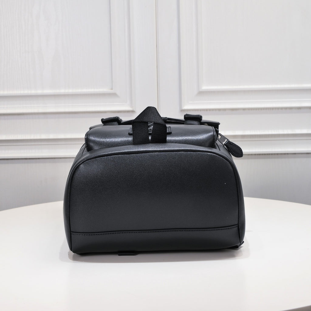 Coach Track Backpack Black Edition