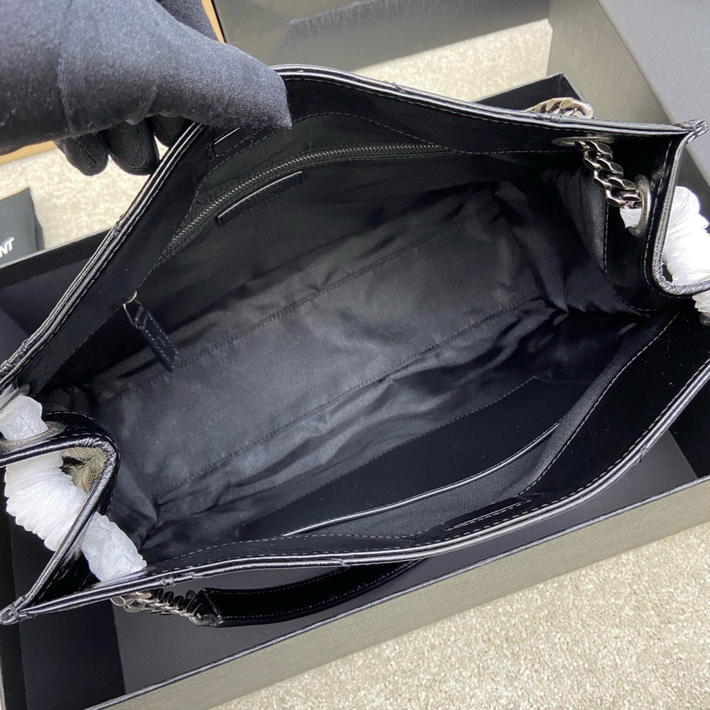Saint Laurent Niki Shopping Bag Black Ferragens Prata