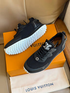 Louis Vuitton Drop 300 Black