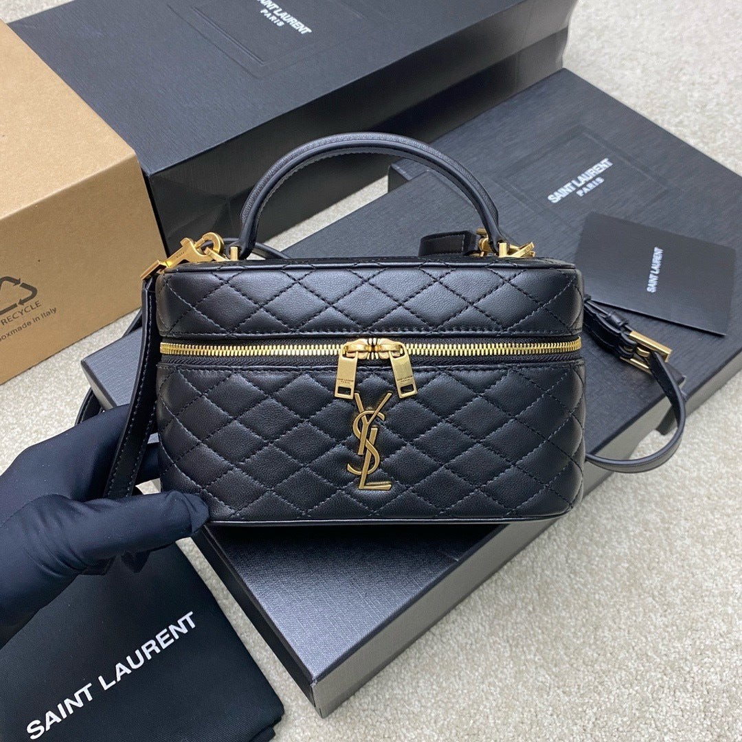 Saint Laurent Gaby Vanity  Black Ferragens Douradas