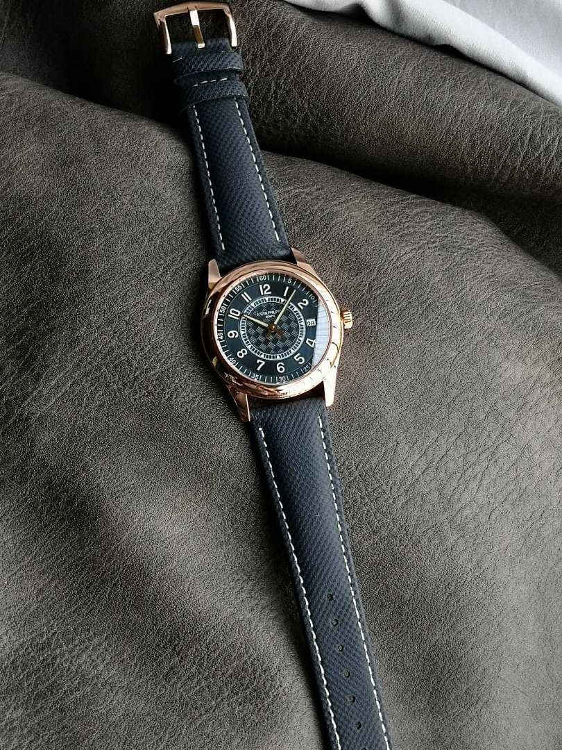 Patek Philippe Calatrava "Ebony" Ebony Black Dial