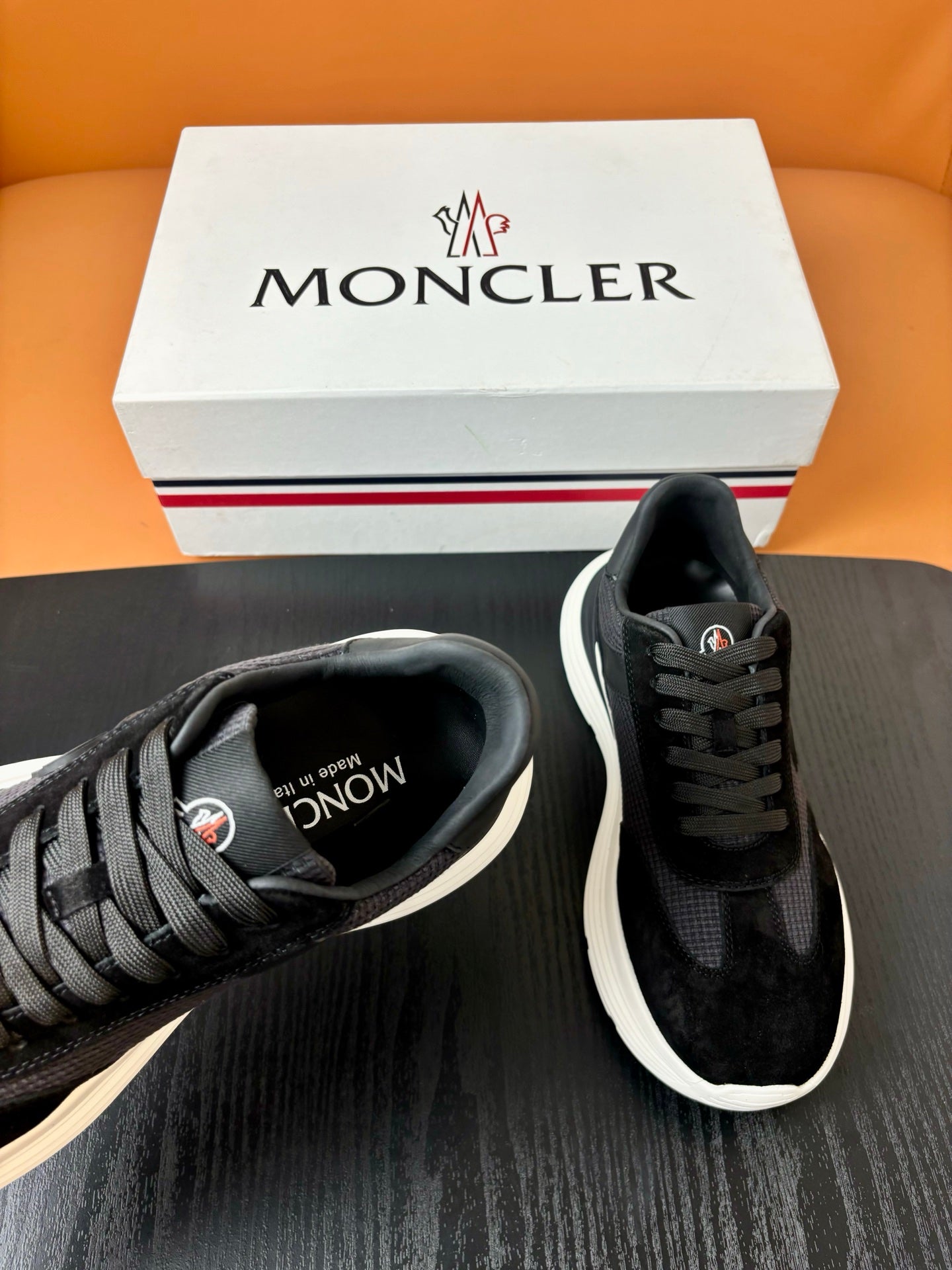 Moncler Pacey 2 Black / Off-White