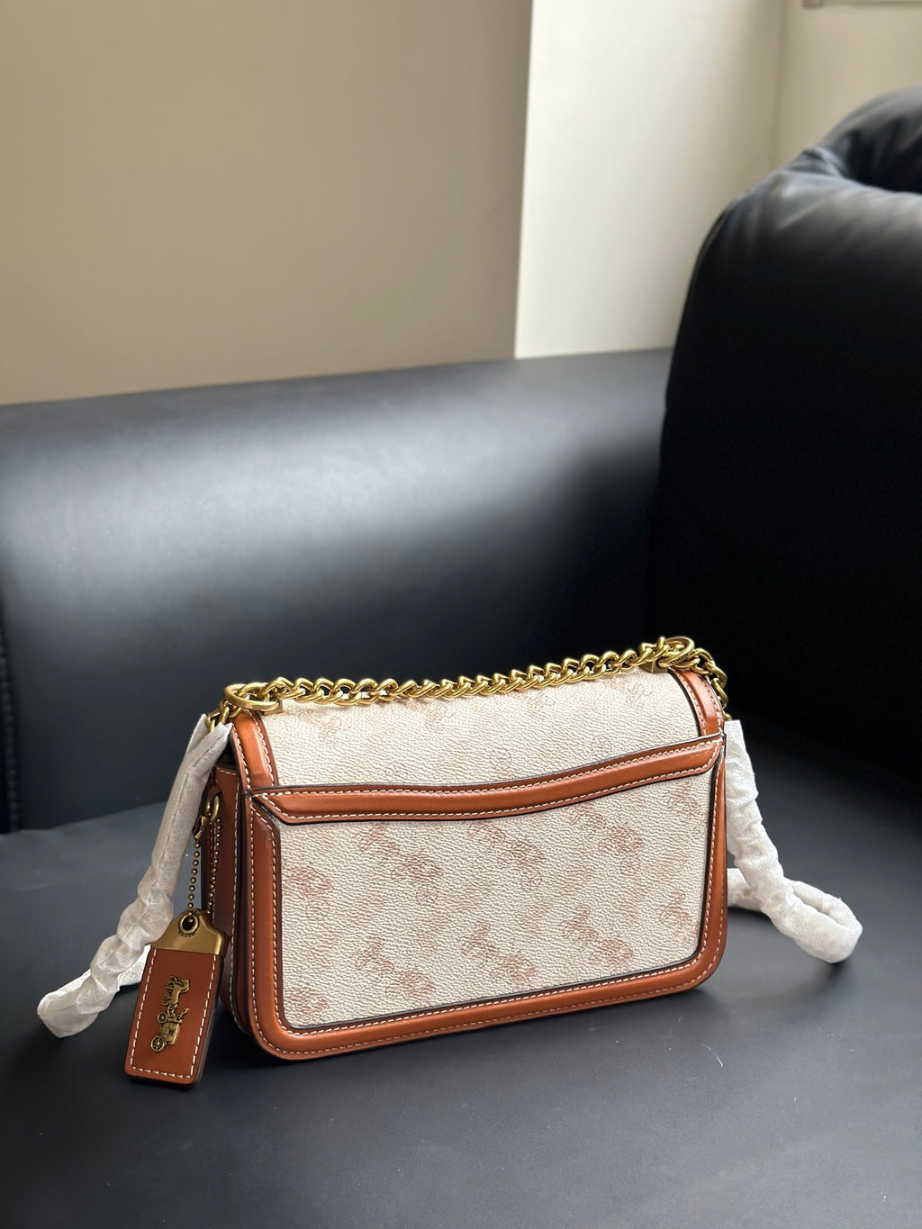Coach Hero Shoulder Bag Horse & Carriage