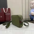 Gucci GG Supreme Small Camera Bag Green