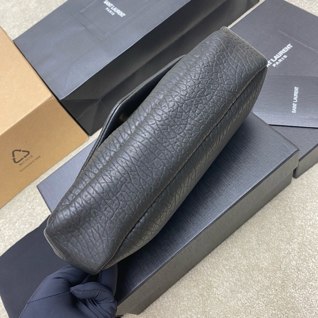 Yves Saint Laurent Calypso Lambskin Black Ferragens Douradas