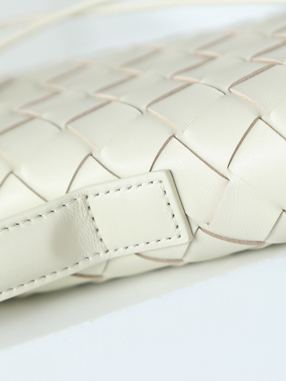 Bottega  Long Andiamo Clutch