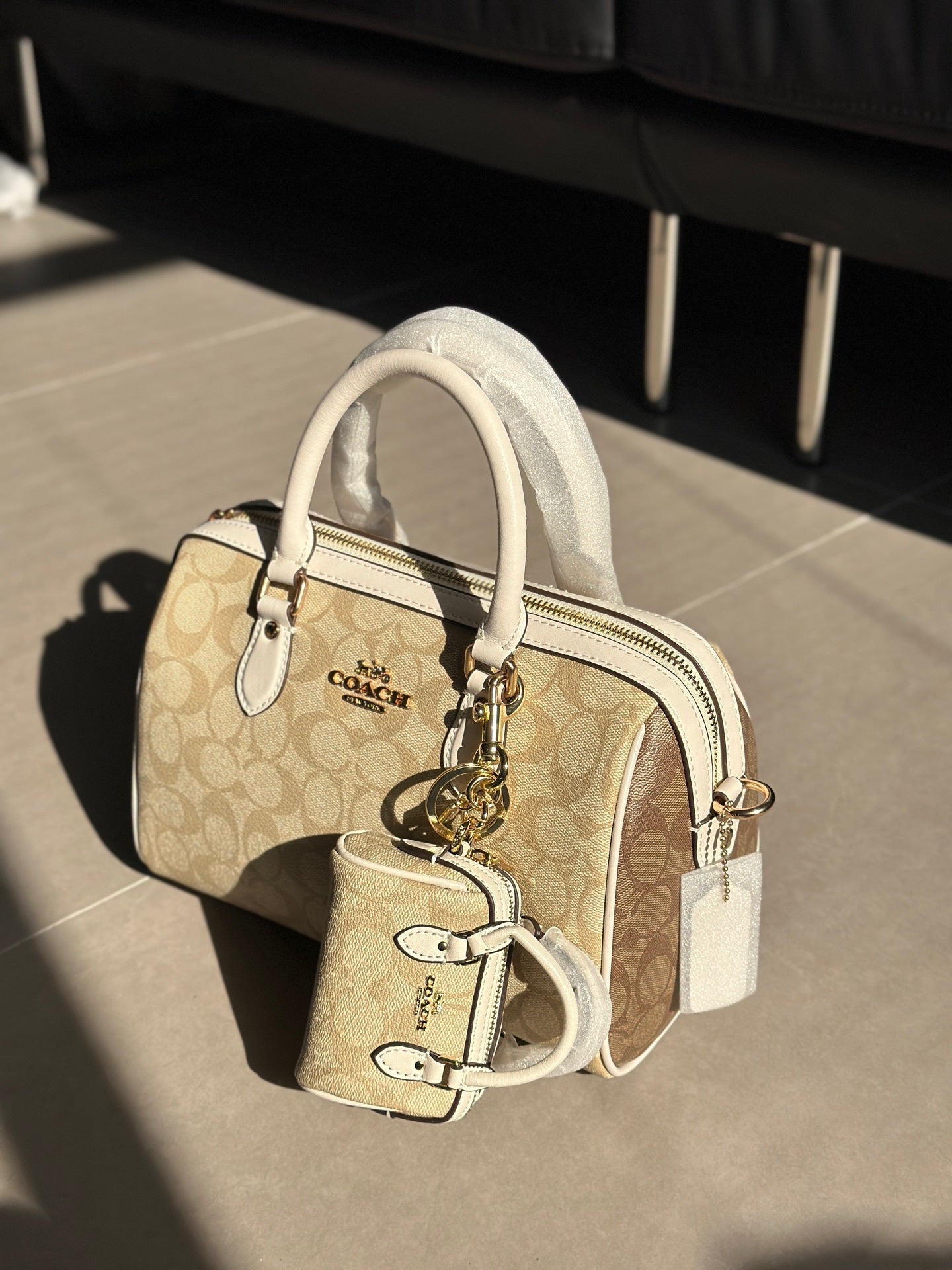 Coach Rowan Satchel Khaki / Off-White Signature Canvas