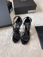Saint Laurent Cassandra Sandal Couro Envernizado