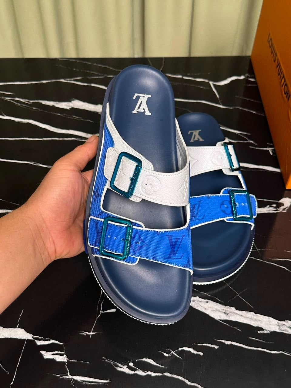 Sandália Louis Vuitton Trainer Mule Blue / White