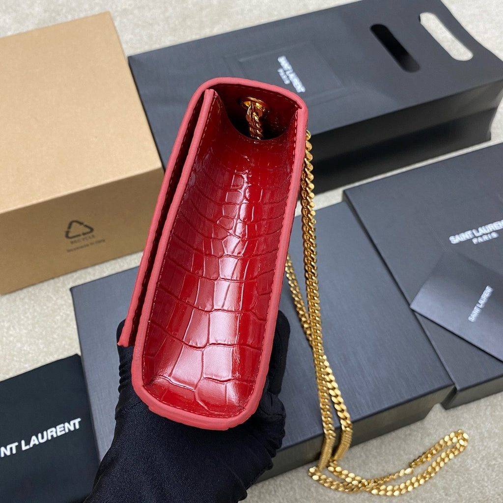 Saint Laurent Shoulder Bag Red Croc Ferragens Douradas
