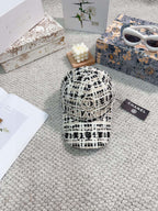 Boné Chanel (Pronta entrega)