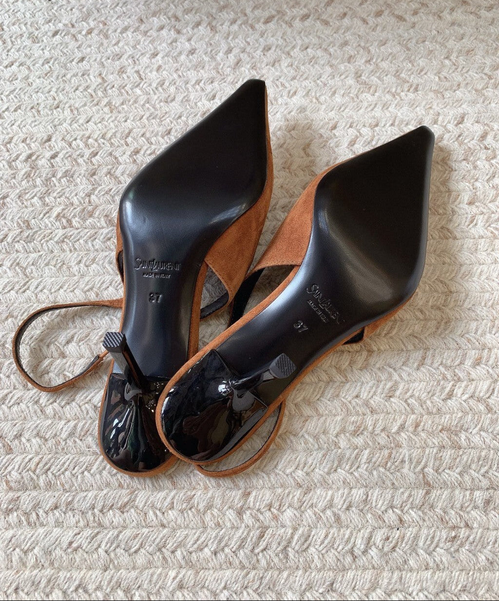 Saint Laurent Scarpin Slingback Babylone Camurça 75 mm