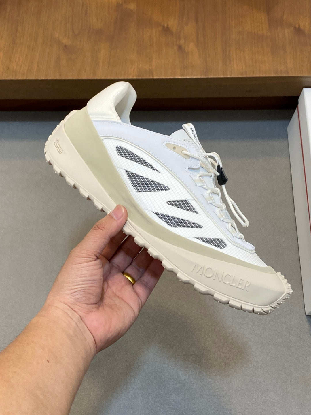 Tênis Moncler Trailgrip LP Branco / Off White