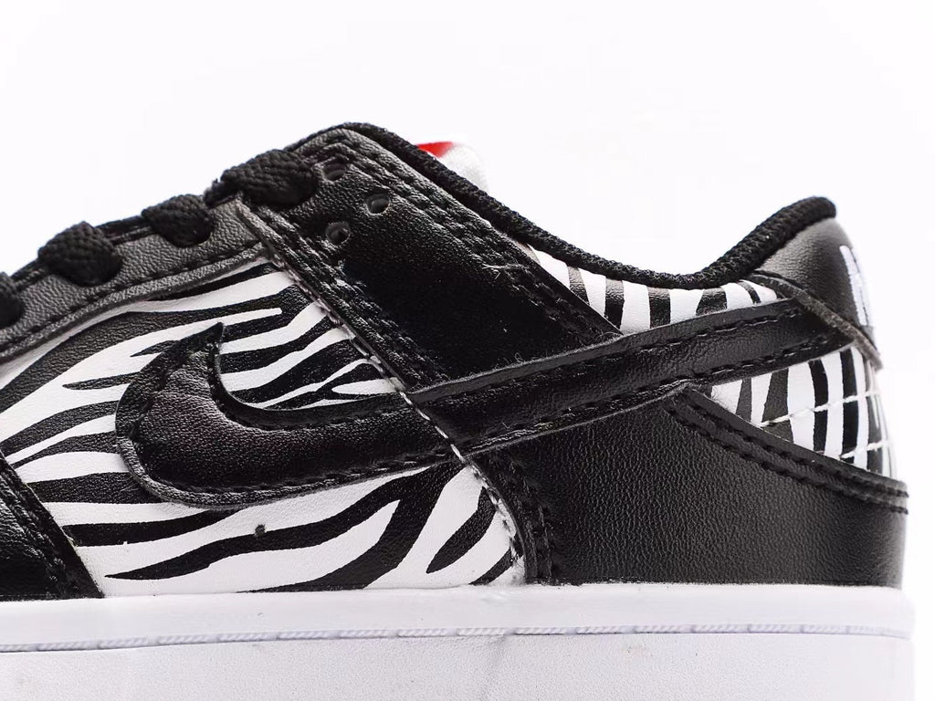 Quartersnacks x Nike SB Dunk Low Little Debbie's Zebra Cakes