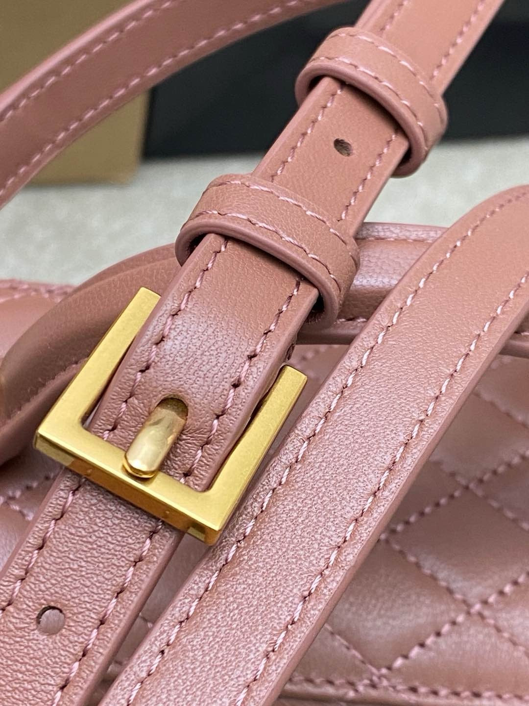 Saint Laurent Gaby Vanity Rosa Queimado