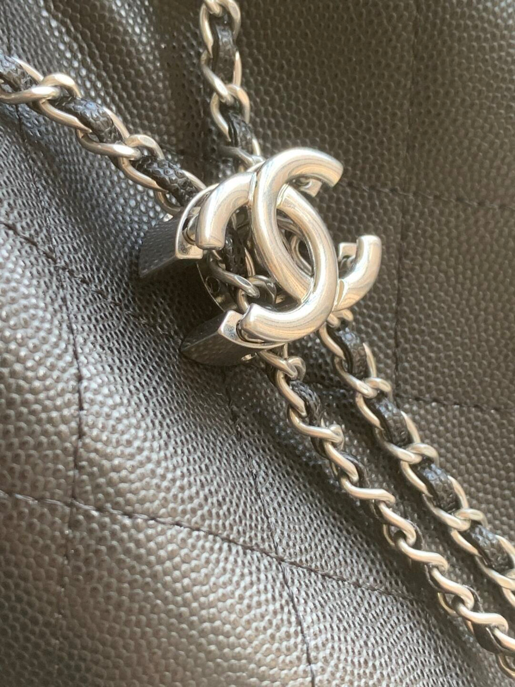 Bolsa Hobo  Chanel 25 Black