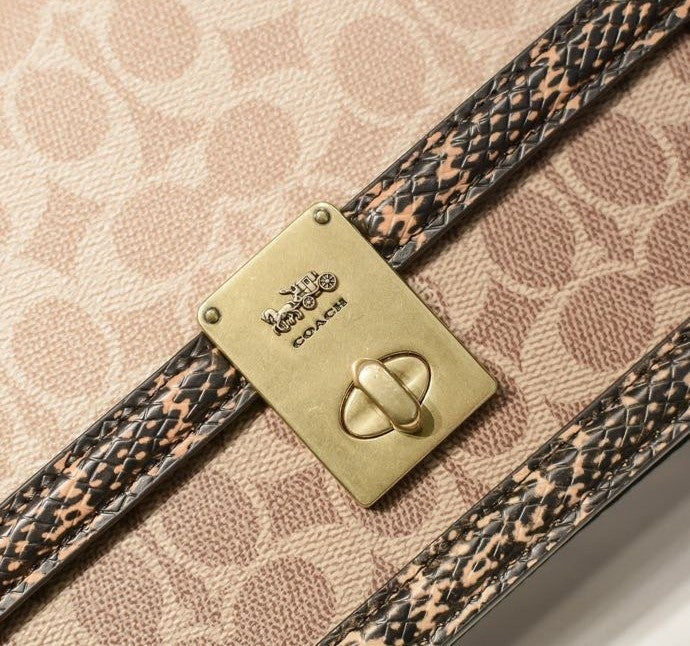 Coach Hutton Signature Snake Chain Bag Ferragens Douradas