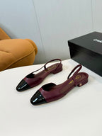 Sapatilha Chanel Slingback Flat Vinho com Bico Preto Envernizado