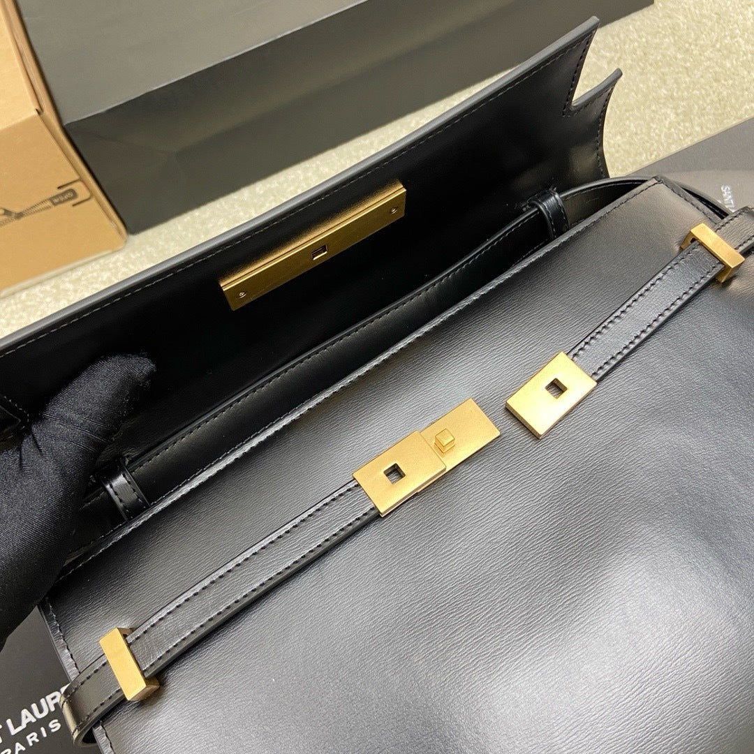 Saint Laurent Manhattan Small Shoulder Bag Black Ferragens Douradas