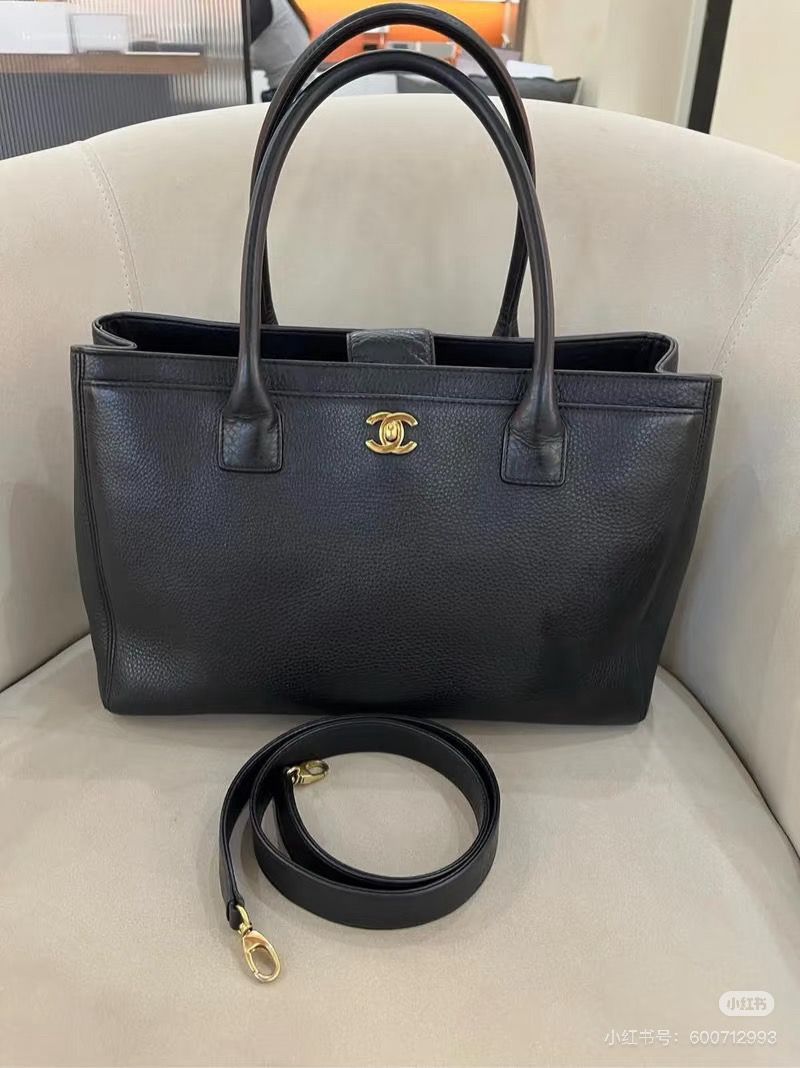 Chanel Executive Cerf Tote Black Leather Gold Hardware .