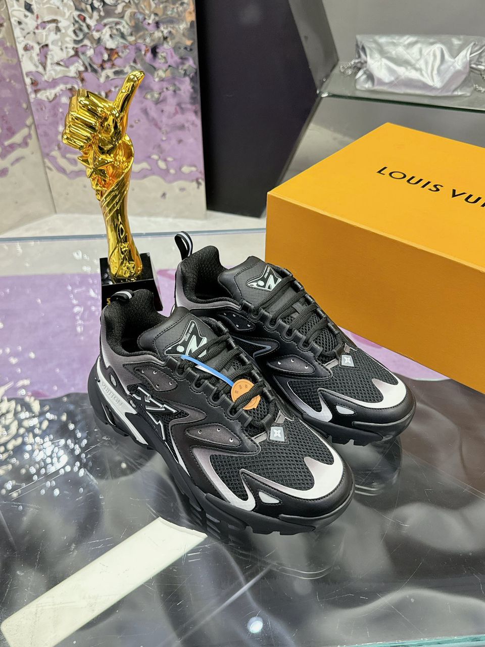 Louis Vuitton Runner Tatic Black