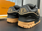 Louis Vuitton Trainer Maxi Camurça Marrom Preta