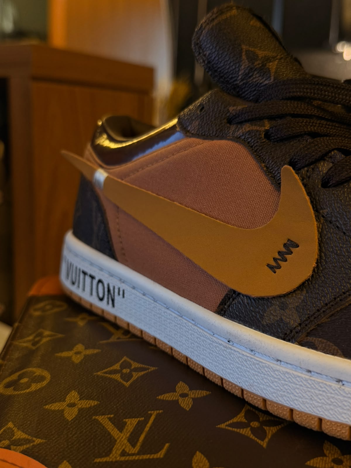Air Force 1 Custom Off-White X Louis Vuitton ( pronta entrega)