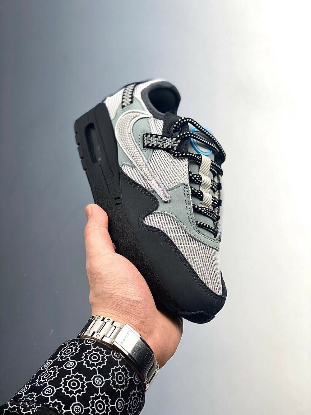 nike-air-max-1-travis-scott-