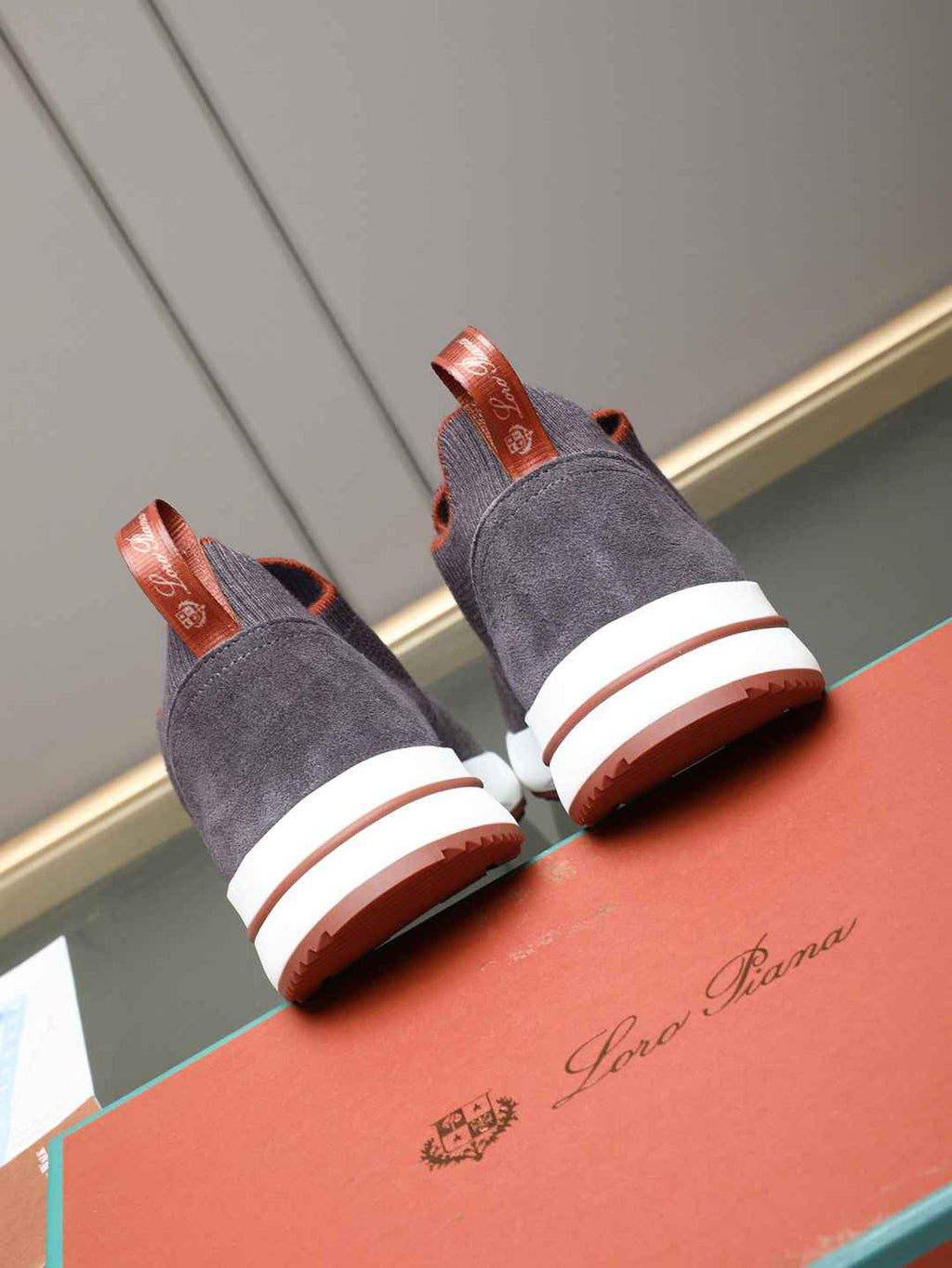 Loro Piana 360 LP Flexy Walk Sneaker Grey/White .