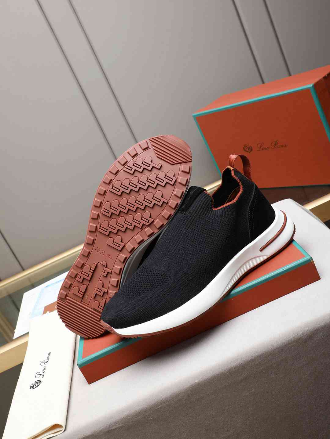 Loro Piana 360 flexy Walk Sneaker Black/Brown .