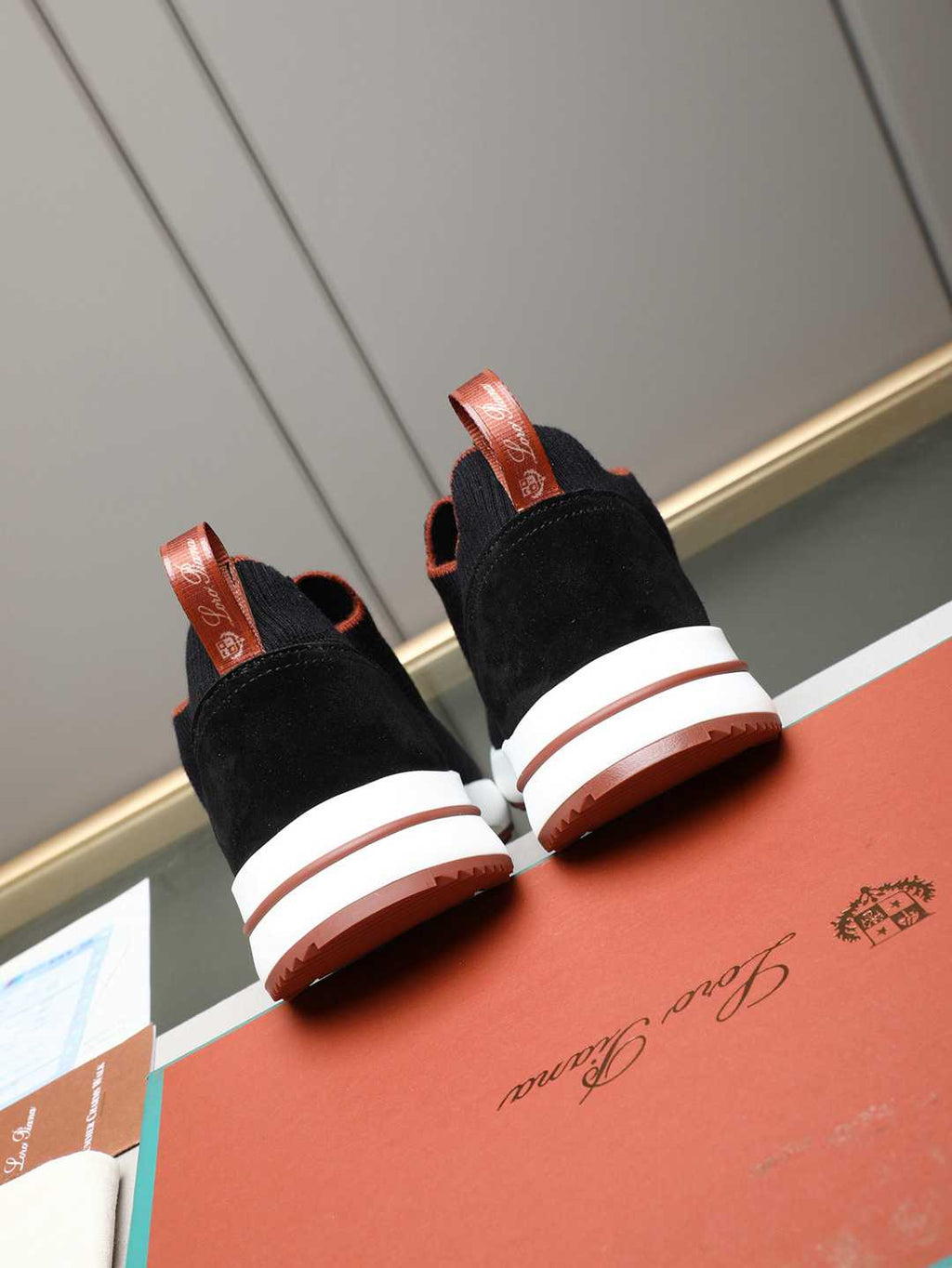 Loro Piana 360 flexy Walk Sneaker Black/Brown .