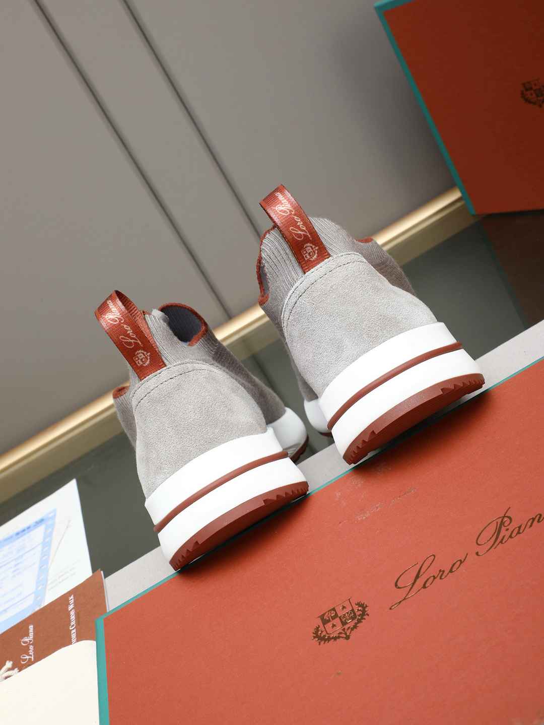 Loro Piana 360 LP Flexy Walk Sneaker Grey/Brown .