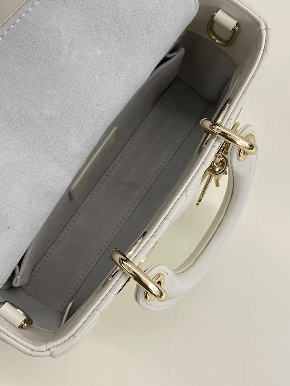 Dior Lady D-Joy Bag Latte .