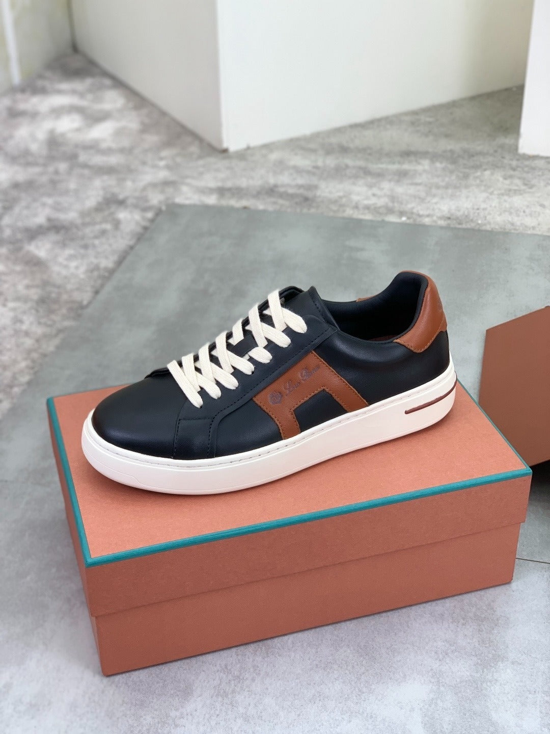 Loro Piana Newport Walk Sneaker Black/Brown .