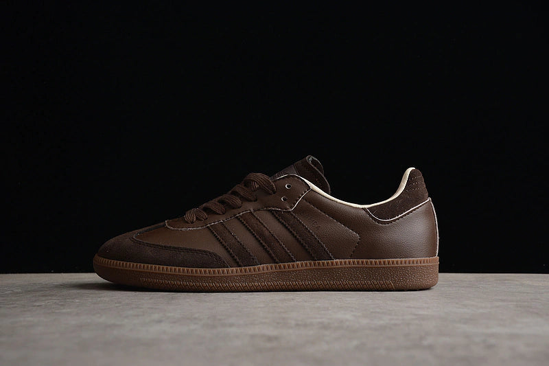 Samba Brown Off White