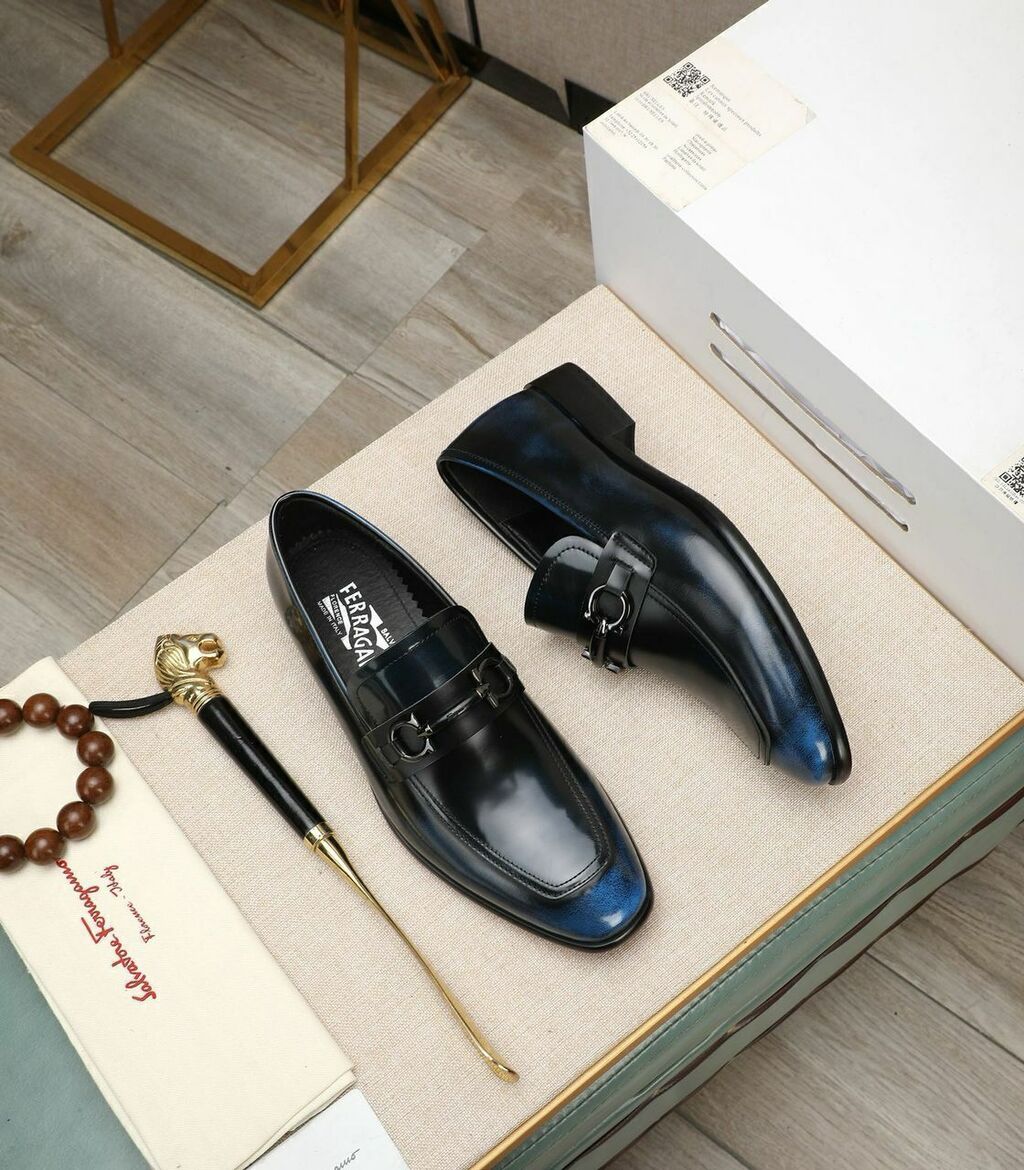 Sapato FERRAGAMO Preto e Azul – Manfrim Store